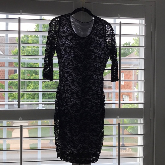 👗 Form fitting DRESS 👗 - Picture 4 of 4